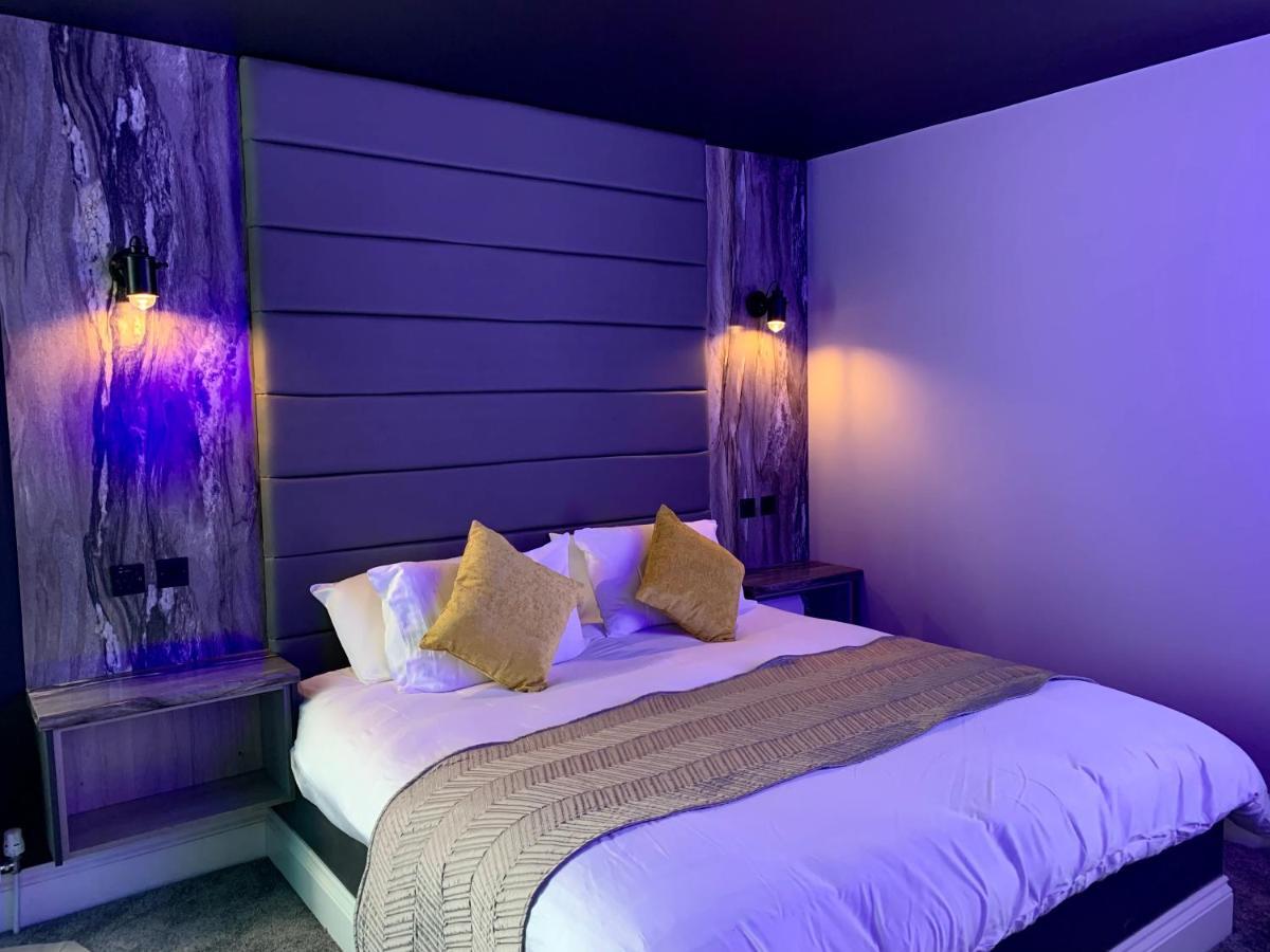 Breeze Suites - Luxury Group Accom - Sleeps 19 بلاكبول المظهر الخارجي الصورة