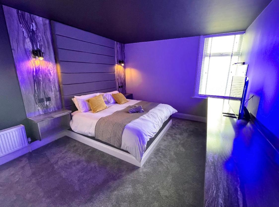 Breeze Suites - Luxury Group Accom - Sleeps 19 بلاكبول المظهر الخارجي الصورة