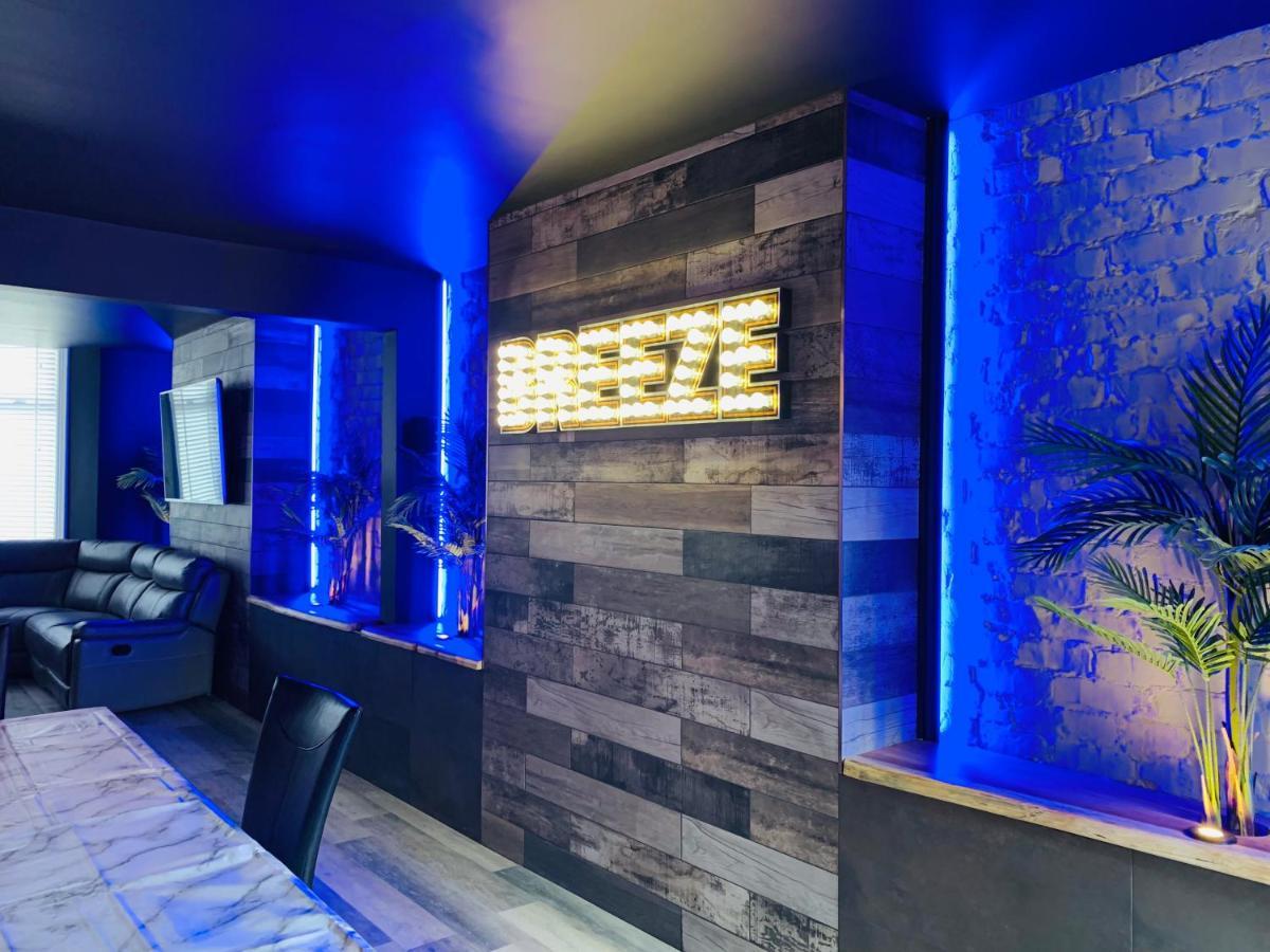 Breeze Suites - Luxury Group Accom - Sleeps 19 بلاكبول المظهر الخارجي الصورة
