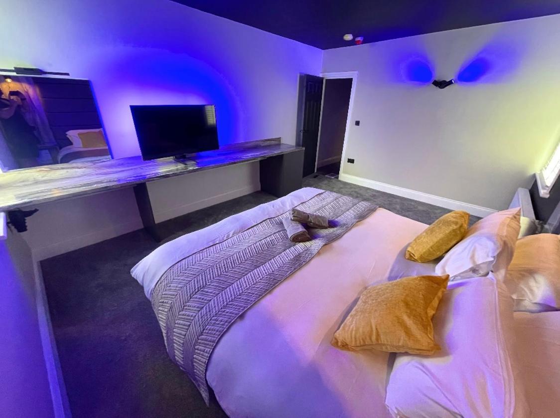 Breeze Suites - Luxury Group Accom - Sleeps 19 بلاكبول المظهر الخارجي الصورة
