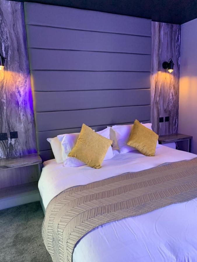Breeze Suites - Luxury Group Accom - Sleeps 19 بلاكبول المظهر الخارجي الصورة